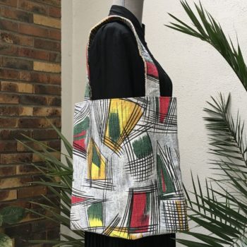 Totebag en tissu d'ameublement vintage revalorisé