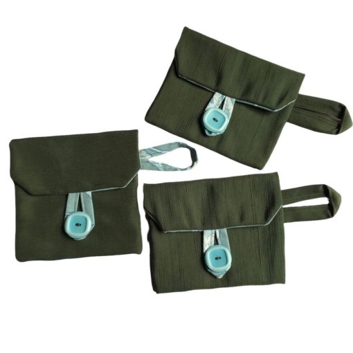 Pochettes réalisées dans un obi vert, ceinture de kimono traditionnelle