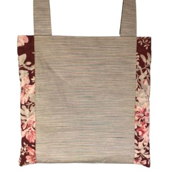 Totebag réalisé dans un obi beige rosé, ceinture de kimono traditionnelle brodée, doublé d'une toile vintage rouge bordeaux, verso face B.