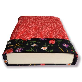 Pochette de protection pour livre en tissu, réversible.