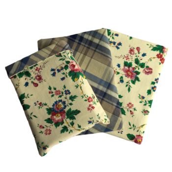 Chaussette à livre en tissu vintage des années 1950s – 1960s signé de l’éditeur Marignan.