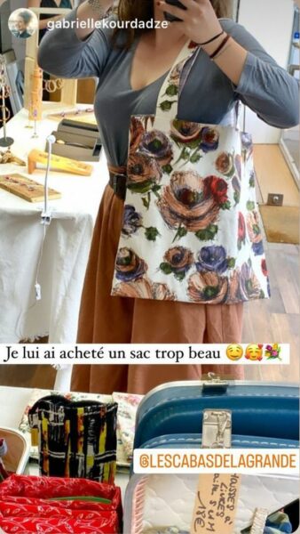 De la création, du vintage, du fait main. Les sacs des Cabas de la Grande vus au quotidien, portés et photographiés par leurs acheteurs.