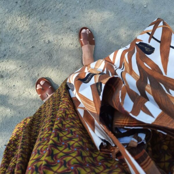 De la création, du vintage, du fait main. Les sacs des Cabas de la Grande vus au quotidien, portés et photographiés par leurs acheteurs.