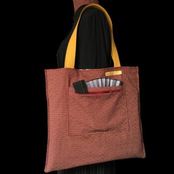 Sac en toile de style tapisserie, imprimé vintage baroque, Amboise par Romanex de Boussac. Fourre-tout réversible en tissu revalorisé, création originale. Exemplaire 2, verso, doublure et poche intérieure.