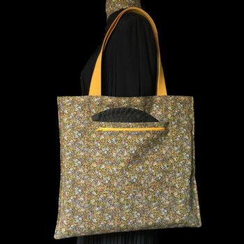 Sac en toile de style tapisserie, imprimé vintage baroque, Istamboul par Beldecor. Fourre-tout réversible en tissu revalorisé, création originale. Verso, doublure et poche.