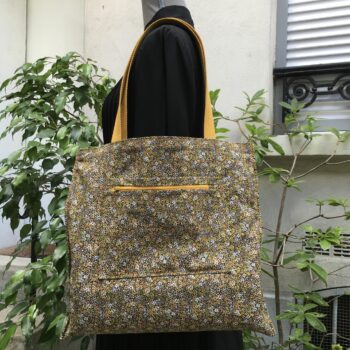 Sac en toile de style tapisserie, imprimé vintage baroque, Istamboul par Beldecor. Fourre-tout réversible en tissu revalorisé, création originale. Exemplaire 1, verso, doublure et poche.
