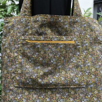 Sac original en toile de style tapisserie, imprimé vintage baroque, Istamboul par Beldecor. Fourre-tout réversible en tissu revalorisé, fait main création. Verso, doublure et poche, détail.