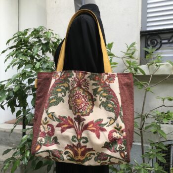 Cabas en toile de style tapisserie, imprimé vintage baroque, Amboise par Romanex de Boussac. Fourre-tout réversible en tissu revalorisé, création originale. Recto face B.