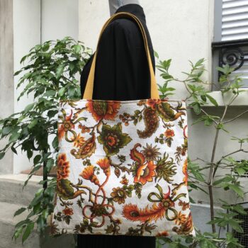 Sac vintage en toile, imprimé baroque de style orientaliste, Madras par Beldecor. Fourre-tout réversible en tissu revalorisé, création originale. Exemplaire 3, recto face B.