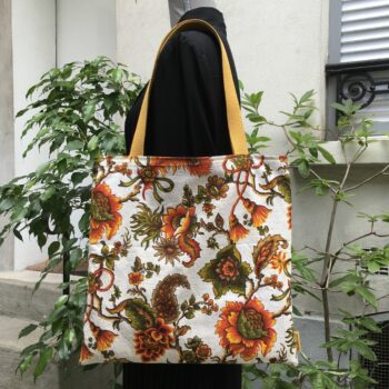 Sac vintage en toile, imprimé baroque de style orientaliste, Madras par Beldecor. Fourre-tout réversible en tissu revalorisé, création originale. Exemplaire 2, recto face A.