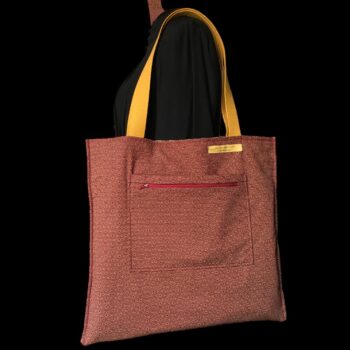 Sac en toile de style tapisserie, imprimé vintage baroque, Amboise par Romanex de Boussac. Fourre-tout réversible en tissu revalorisé, création originale. Exemplaire 2, verso, doublure et poche intérieure.