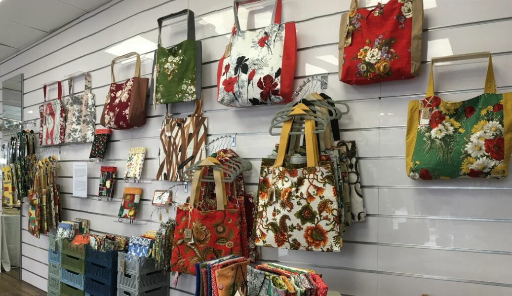 Pop-up store rue Lepic à Montmartre novembre 2023