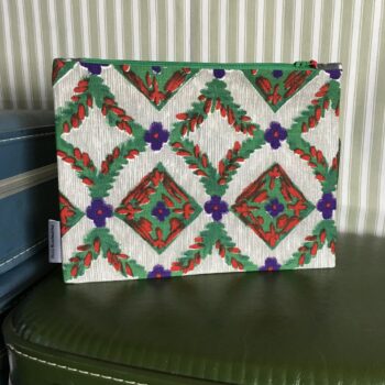 Pochette organiseur de sac, trousse zippée, pour femme, en tissu d'ameublement vintage La Malmaison par Romanex de Boussac, années 1960s.