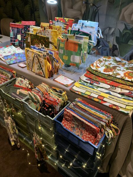 Marché de Noël au MOB Hôtel des Puces à Saint-Ouen