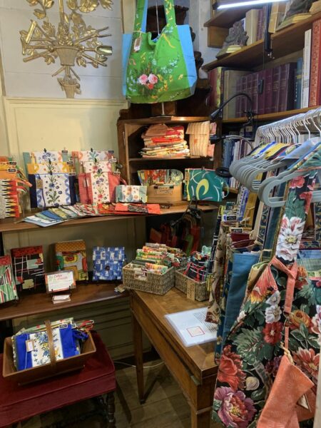 Boutique éphémère Les Créateurs de Babylone au 38 rue de Babylone à Paris 7e