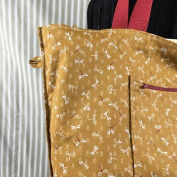 Sac Tiki tropical, tissu vintage années 1950, cabas en toile fait main. Exemplaire 1, verso, doublure et poche, pattes d'attache.