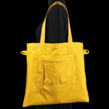 Sac fleuri en laine et lin, fait main en France. Fourre-tout réversible en tissu vintage revalorisé, accessoire d'inspiration rétro. Exemplaire 1. Verso, doublure et poche.