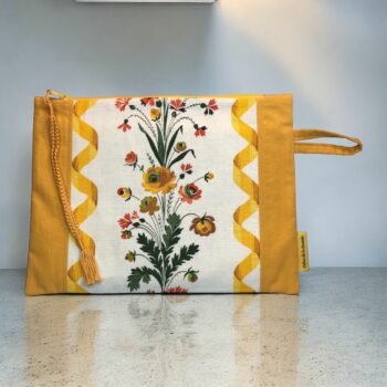 Trousse zippée, pochette fleurie pour femme, faite main à Paris, création originale pièce unique, tissu vintage revalorisé, accessoire d'inspiration rétro.