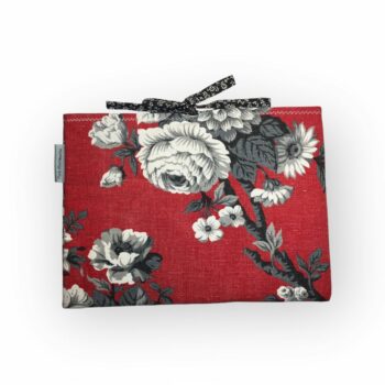Housse à livres matelassée rouge, protection pour tablettes 10 pouces, création originale pièce unique, tissu vintage des années 1950s revalorisé. Taille S1, exemplaire 3, recto face B.