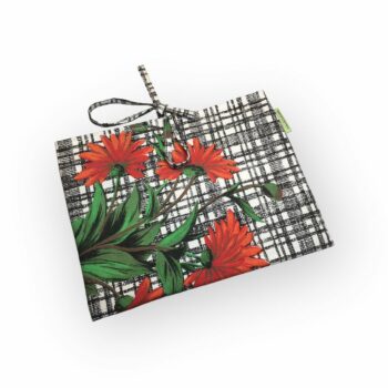 Housse à tablettes fleurie sixties, étui matelassé pour livres, fait main, création originale pièce unique, tissu vintage 1960s revalorisé. Exemplaire 3 recto face A.