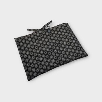 Housse matelassée pour livres et tablettes, étui souple, fait main, création originale pièce unique, tissu vintage typique des années 1950s revalorisé. Verso, doublure et matelassage.