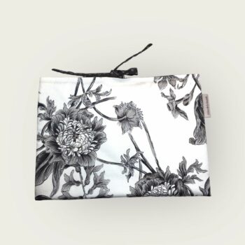 Housse matelassée en coton chintz, étui à livres et tablettes, création originale pièce unique, tissu vintage Romanex de Boussac. Taille S1, exemplaire 2, recto face A.