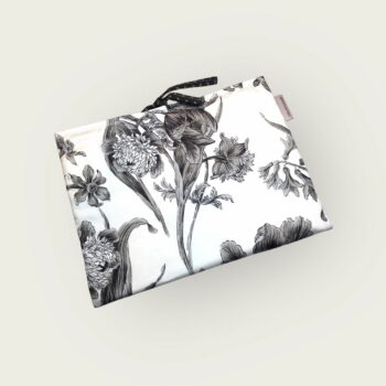 Etui matelassé en coton chintz, housse à livres et tablettes, création originale pièce unique, tissu vintage Romanex de Boussac. Taille S2, exemplaire 2, recto face A.