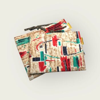 Pochette à tablettes matelassée beige, housse à livres, création originale pièce unique, tissu revalorisé Marignan années 1960s. Tailles S1 et S2.