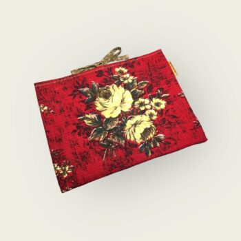 Housse à tablettes fleurie rouge, étui à livres, création originale pièce unique, tissu vintage des années 1940s 1950s revalorisé. Format S2, recto face A.