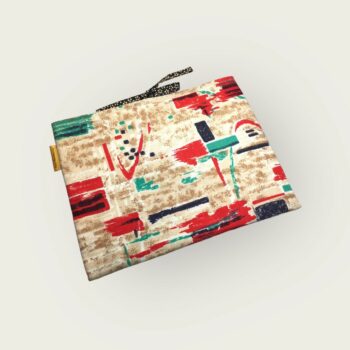 Pochette à livres matelassée beige, étui pour tablettes, fait main, création originale pièce unique, tissu vintage revalorisé Marignan années 1960s. Taille S2 recto face B.