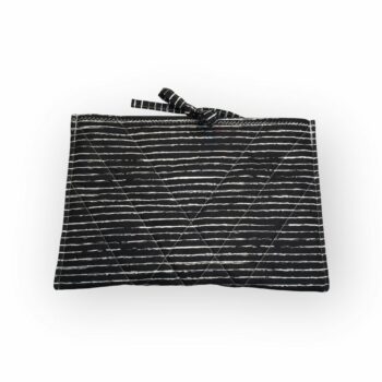 Housse à tablettes en tissu vintage, pochette pour livres, étui matelassé, création originale pièce unique, toile revalorisée années 1960s. Taille S1, verso, doublure et matelassage.