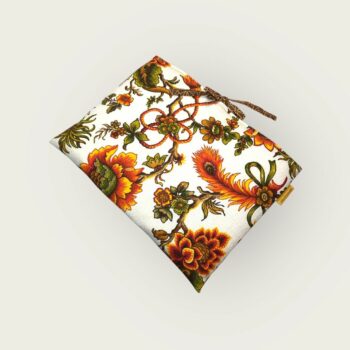 Housse matelassée vintage baroque, pour ordinateur 13 pouces, création originale pièce unique, tissu revalorisé Beldecor années 1960s. Recto face A.