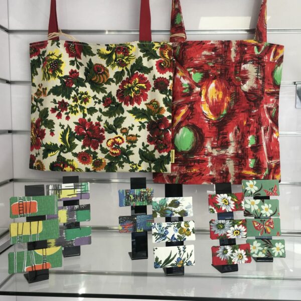 Pop-up store rue Lepic à Montmartre mars 2025