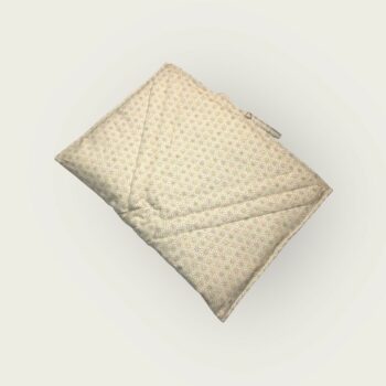 Housse pour ordinateur 13 pouces, fleurie et romantique, en tissu vintage, création originale pièce unique, étui doublé réversible. Verso, doublure et matelassage.