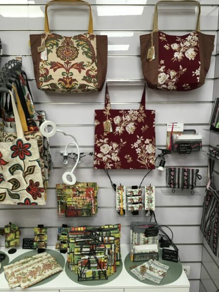 Pop-up store rue Lepic à Montmartre octobre 2025