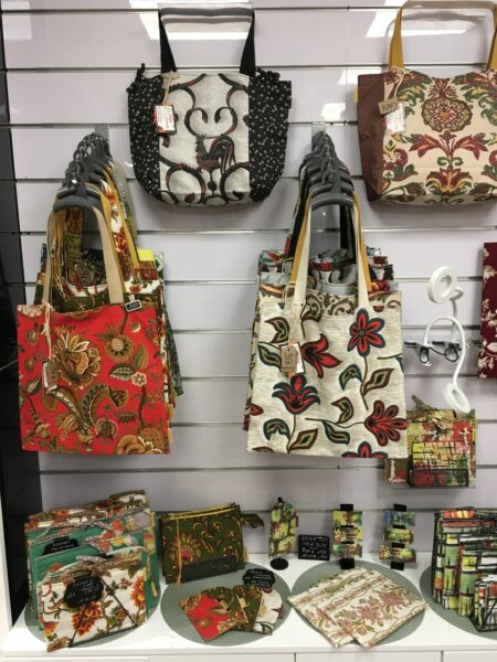 Pop-up store rue Lepic à Montmartre octobre 2025