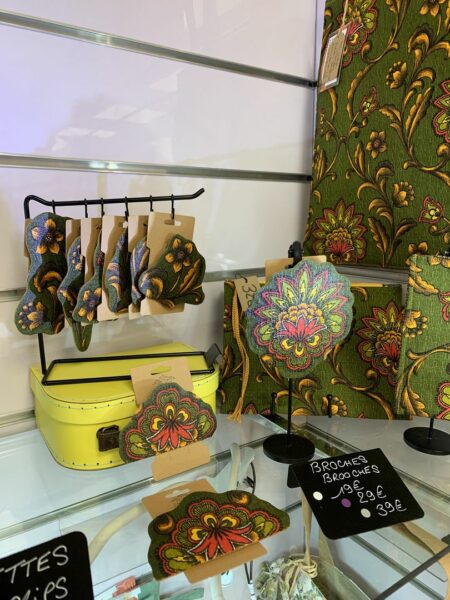 Pop-up store rue Lepic à Montmartre janvier 2026. Où acheter local des créations originales et du fait main à Paris.