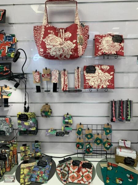 Pop-up store rue Lepic à Montmartre janvier février 2026. Où acheter local des créations originales et du fait main à Paris.