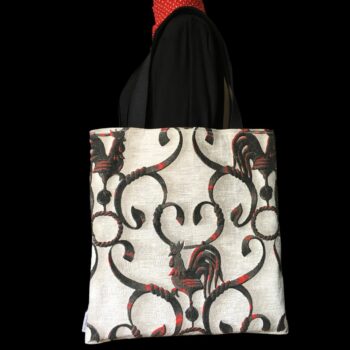 Totebag en tissu vintage baroque, cabas avec dessin de coq. Fourre-tout réversible en toile d'ameublement revalorisée, création originale, fait main. Recto face B. Exemplaire 2.