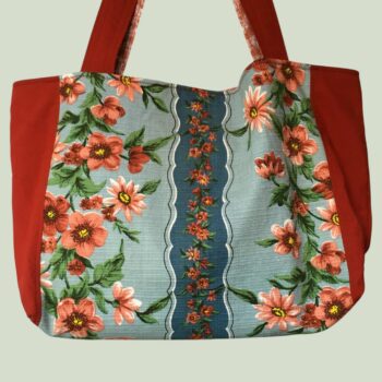 Cabas XXL terracotta rouille, grand sac de plage fleuri en tissu vintage 1950s. Fourre-tout réversible, accessoire d'inspiration rétro, fait main en France. Exemplaire 1, recto face B.