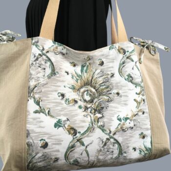 Grand sac de plage beige, cabas en toile vintage. Exemplaire 4, recto face A, détails, liens d'attache.