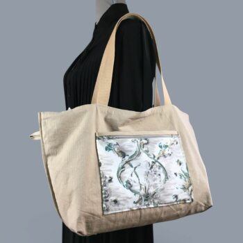 Grand sac de plage beige, cabas en toile vintage. Exemplaire 4, verso, doublure et poche.
