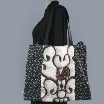 Sac en tissu vintage baroque, cabas girouette avec dessin de coq. Fourre-tout réversible en toile d'ameublement revalorisée, création originale, fait main. Recto face B.