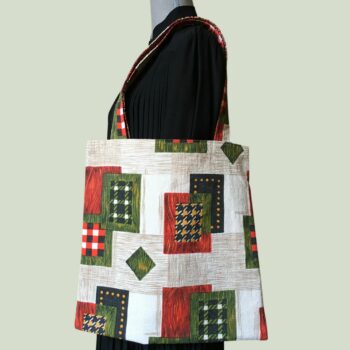 Sac souple en toile vintage, tissu 1950s 1960s en coton texturé Baltimore par Beldecor, imprimé géométrique, superposition de carrés et losanges, recto face A.