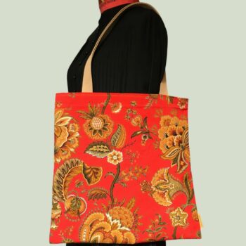 Sac vintage en toile rouge, imprimé baroque, Balkis par Laurent Stève 1967. Exemplaire 4, recto face A.