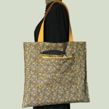 Sac en toile de style tapisserie, imprimé vintage baroque, Istamboul par Beldecor. Fourre-tout réversible en tissu revalorisé, création originale. Verso, doublure et poche.