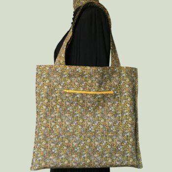 Sac original en toile de style tapisserie, imprimé vintage baroque, Istamboul par Beldecor. Fourre-tout réversible en tissu revalorisé, fait main création. Verso, doublure et poche.