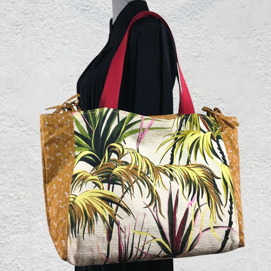 Sac Tiki tropical, tissu vintage années 1950, cabas en toile fait main. Exemplaire 1, recto face A.
