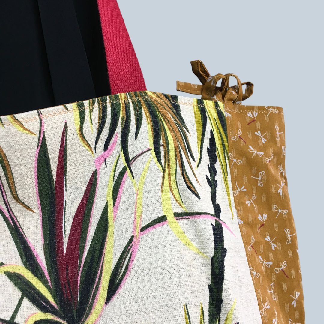 Sac Tiki tropical, tissu vintage années 1950, cabas en toile fait main. Exemplaire 2, recto face B, détails et liens.