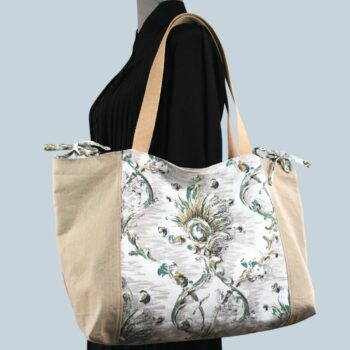 Grand sac de plage beige, cabas en toile vintage. Exemplaire 4, recto face A.
